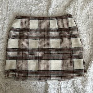 Plaid mini skirt